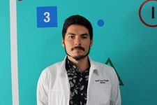David Urzúa, Médico